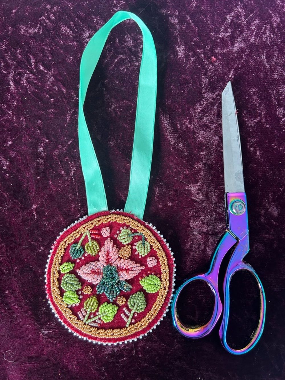 Indigenous Hand-Beaded Items - Picture 6 of 10